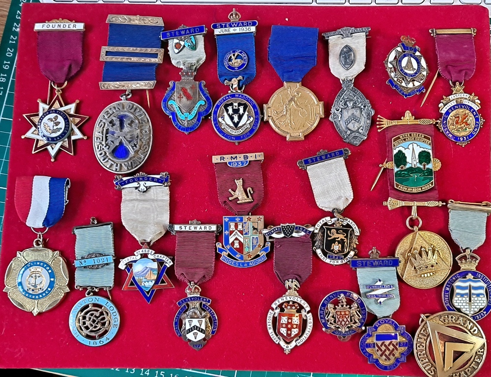 Masonic Medals, buffaloes medals, founders medals, stward medals, grand master medals, masonic jewels, 