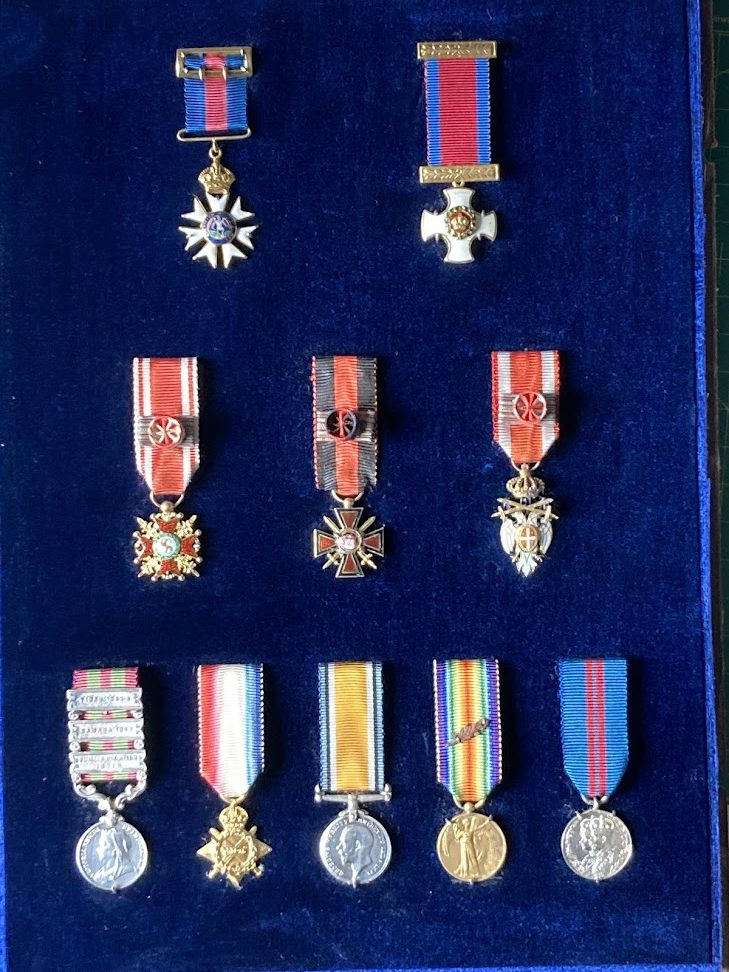 Finest of Miniature Medal Sets